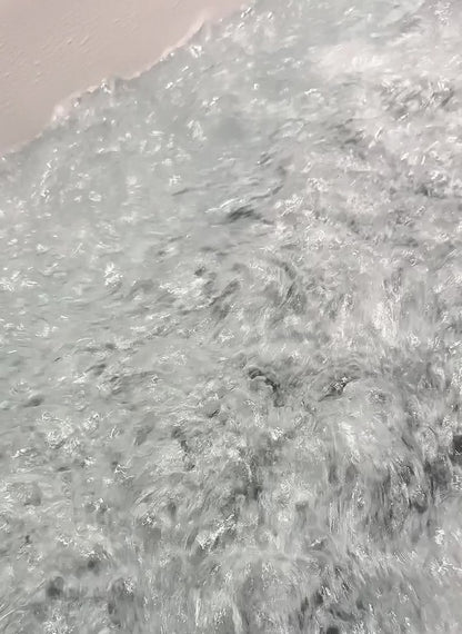 AquaWave™ – Jacuzzi Bath Mat
